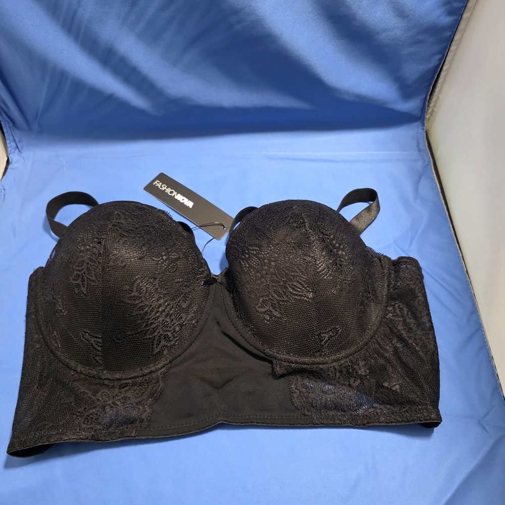 Fashion Nova Black Lace Bra Size 40D